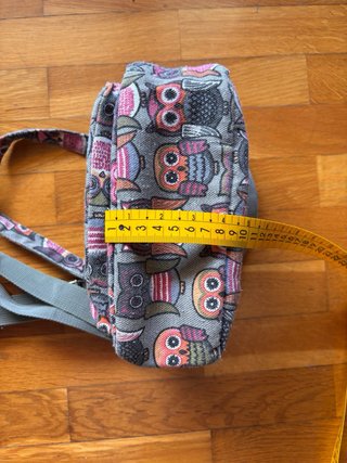 Bolso multicolor con estampado de búhos