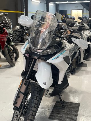CFMOTO 1000MT-X