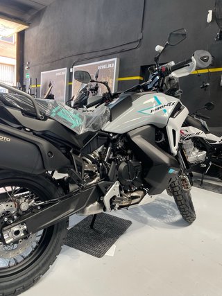 CFMOTO 1000MT-X