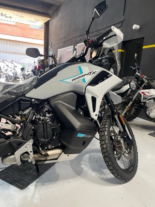 CFMOTO 1000MT-X