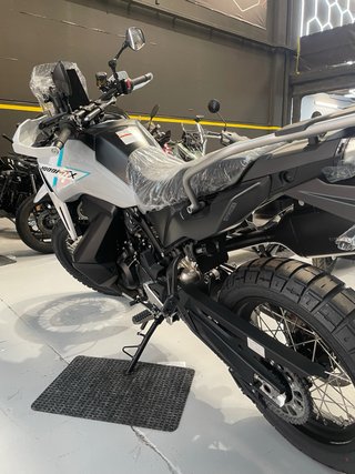 CFMOTO 1000MT-X