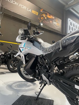 CFMOTO 1000MT-X