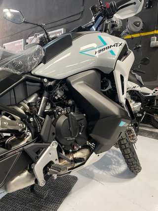 CFMOTO 1000MT-X