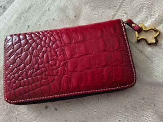Cartera Tous piel roja con oso