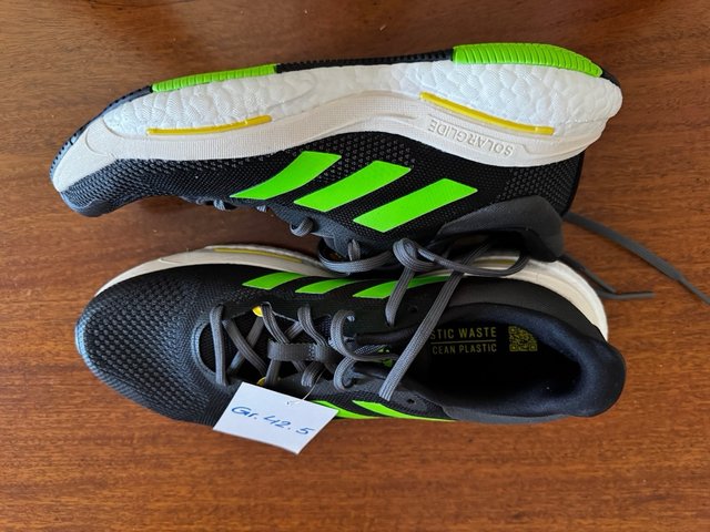 Scarpe da corsa Adidas SolarGlide 5 Taglia 42.5