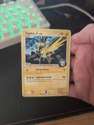 Lote Cartas Pokémon: Zapdos, Dugtrio, Leafeon, Mew