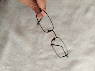 Gafas sin cristal, montura negra