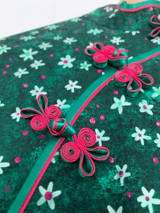 Vestido Oriental Verde Flores Rosas Talla M-L