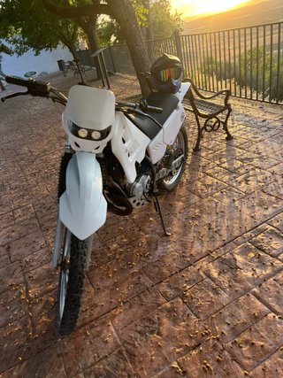 Gilera Surfer 50cc Enduro Blanca
