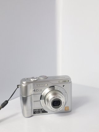 Panasonic Lumix DMC-LS1 Cámara Digital Plata