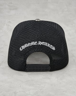 Gorra trucker negra/blanca estilo Chrome Hearts