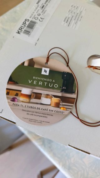 Cafetera Krups Vertuo Pop Nespresso