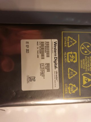 Western Digital Ultrastar 8TB SATA