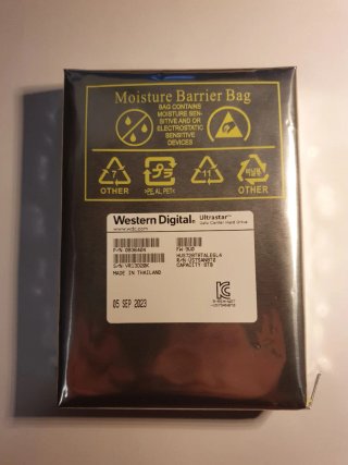 Western Digital Ultrastar 8TB SATA