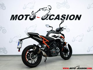 KTM 125 DUKE -APTA B Y A1-