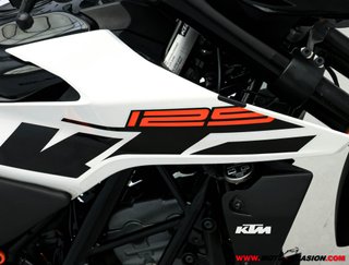 KTM 125 DUKE -APTA B Y A1-