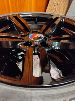 Llantas BMW 18 serie M6 E46 con neumáticos nuevos.