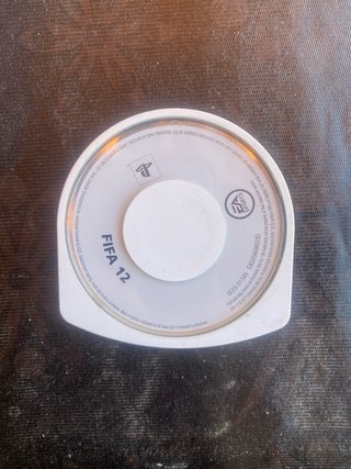 Lote 4 UMD PSP: Spider-Man 2, FIFA 12, Pro Evo 201