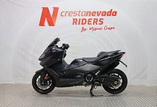 Yamaha TMAX 560