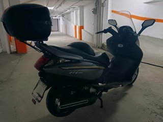 SYM GTS 250CC Scooter Gris