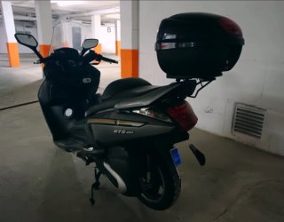 SYM GTS 250CC Scooter Gris