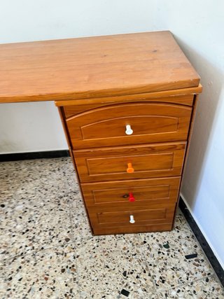 Escritorio madera zapatera y cajonera