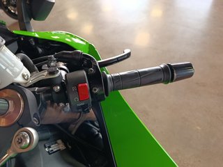 KAWASAKI Ninja ZX-10R