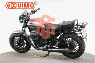 MOTO GUZZI V9 BOBBER