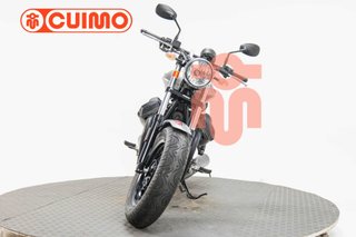MOTO GUZZI V9 BOBBER