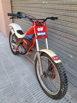 Gas Gas 327 para restaurar o piezas