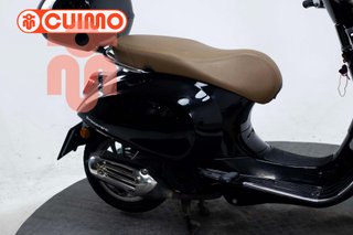 VESPA PRIMAVERA 125