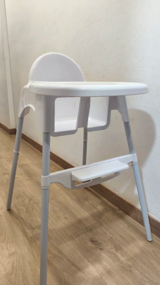 Trona IKEA blanca