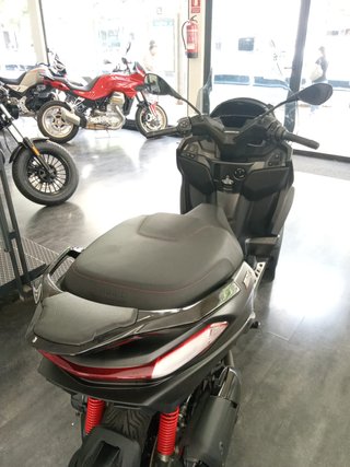PIAGGIO MP3 400 SPORT