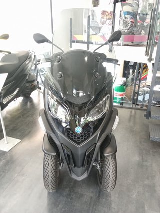 PIAGGIO MP3 400 SPORT