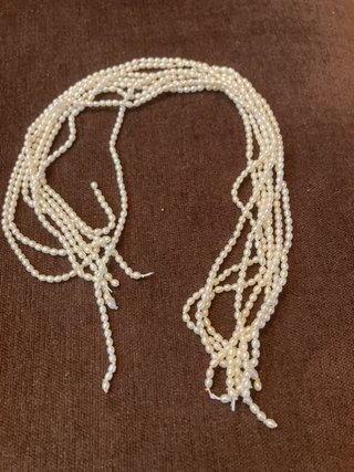 Collar de perlas de rio 8 hilos