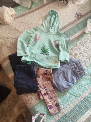 Conjunto Benetton Sudadera y Pantalones T4