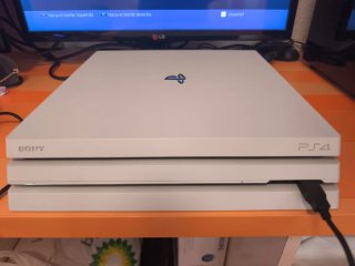 Consola Sony PS4 Pro Blanca