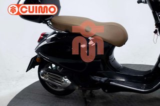 VESPA PRIMAVERA 125