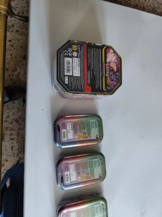 Lote 6 latas Pokémon