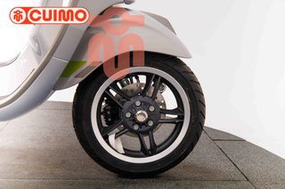 VESPA PRIMAVERA 125