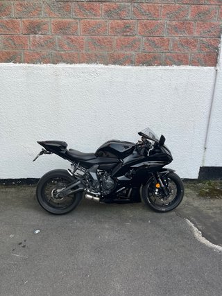 Yamaha R7