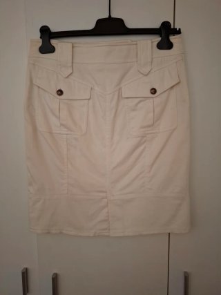 Falda Carolina Herrera blanca