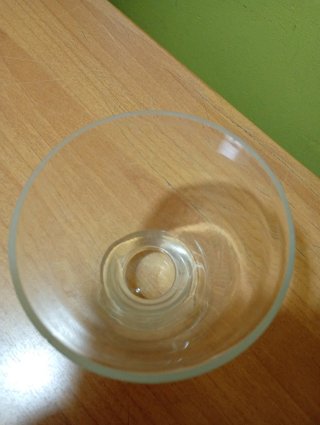 Vaso in vetro forma conica usato