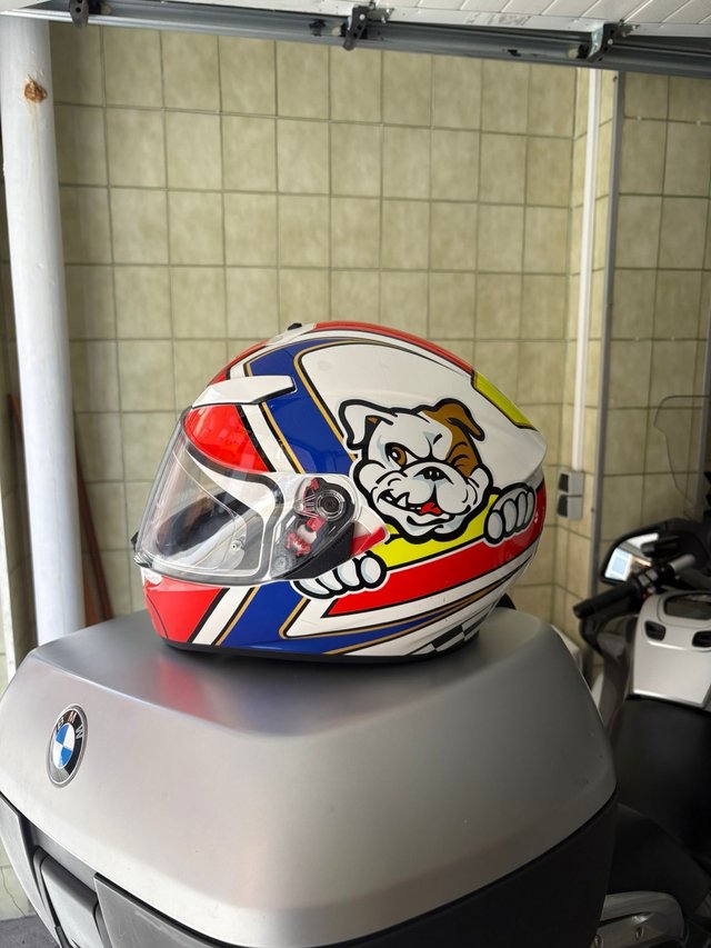 agv bulldog helmet Georgia Bulldogs Riddell SpeedFlex Authentic The Speedy Cheetah with cheekbone area in Shalimar fabric to ensure stability at high speed - AGV "K-3 SV