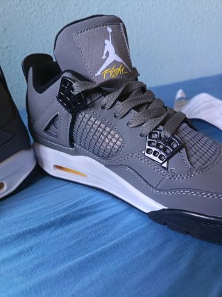 Sneakers Jordan 4 Cool Grey Taglia 42