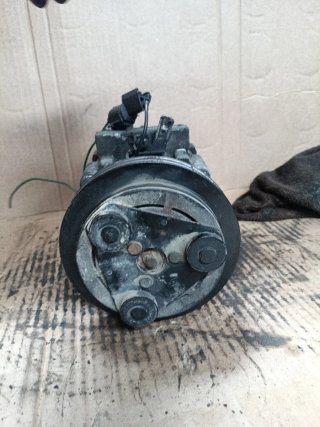 Compresor Hyundai H1 977014A370