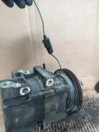 Compresor Hyundai H1 977014A370