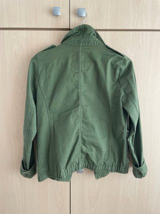 Chaqueta militar verde Pull&Bear Talla S
