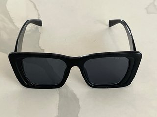 Gafas de sol Prada mujer negras