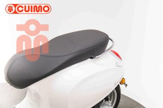 VESPA PRIMAVERA 125